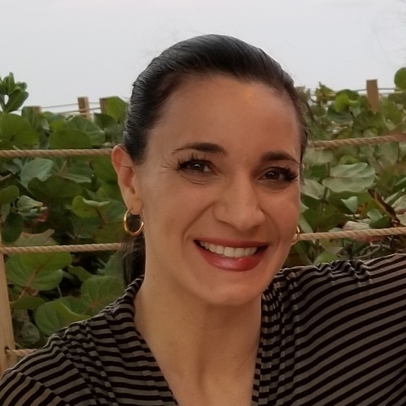 Meet your Posher, Kathy - Picture 1 of 1